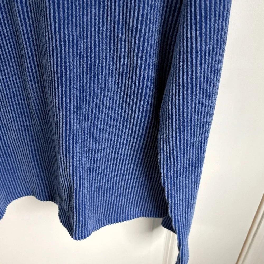 Emerald Blue Ribbed Sweater - Picture 3 of 4